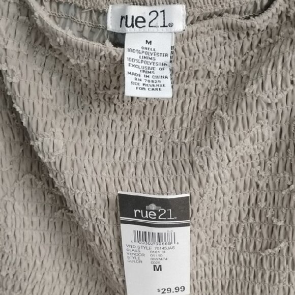 NWT Rue21 ✨ Vintage Beige Smocked Layered Blouse Size Medium - Picture 2 of 6